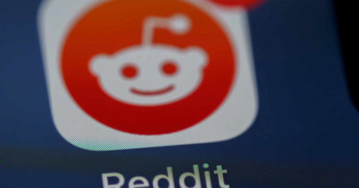 Track Reddit Citations in AI & Google Community Perspectives