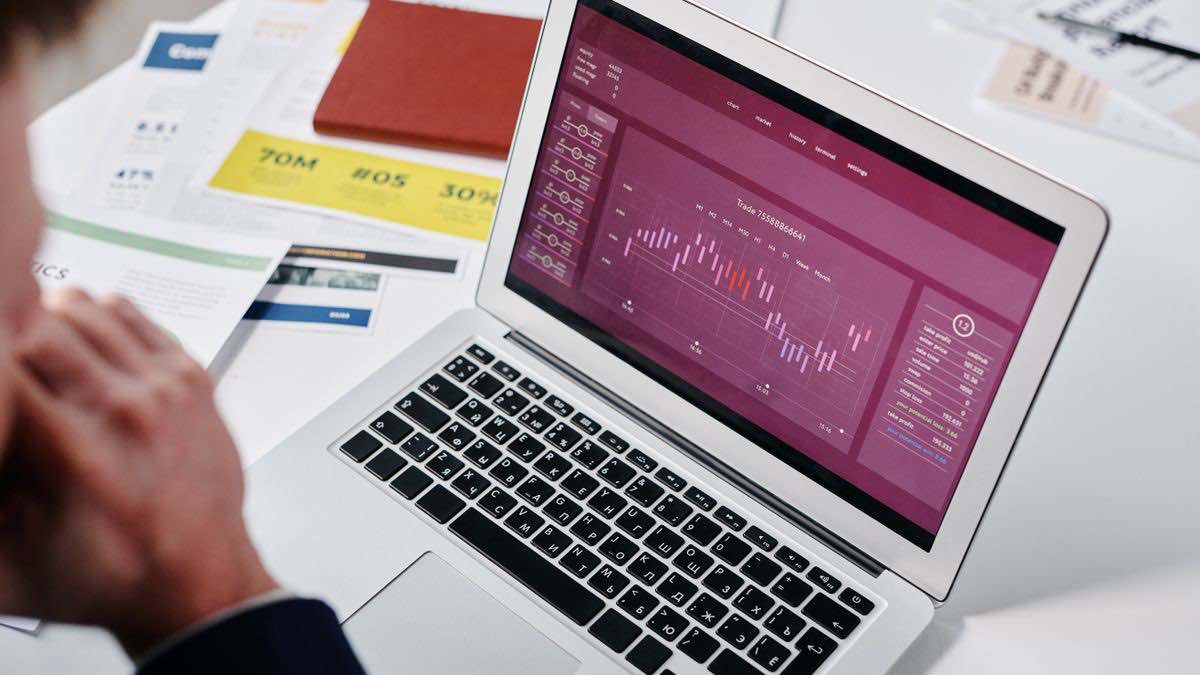 An analytics chart on a screen, illustrating the cost of tracking keyword rankings to depth