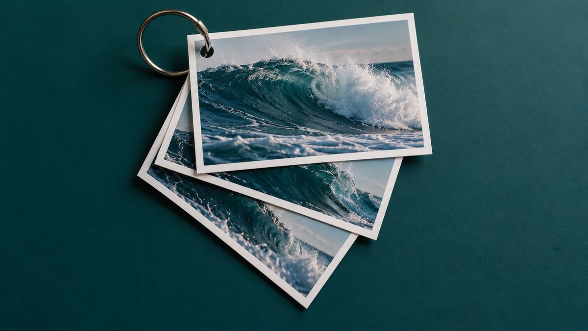 Repeated wave stills held together by a catalog ring